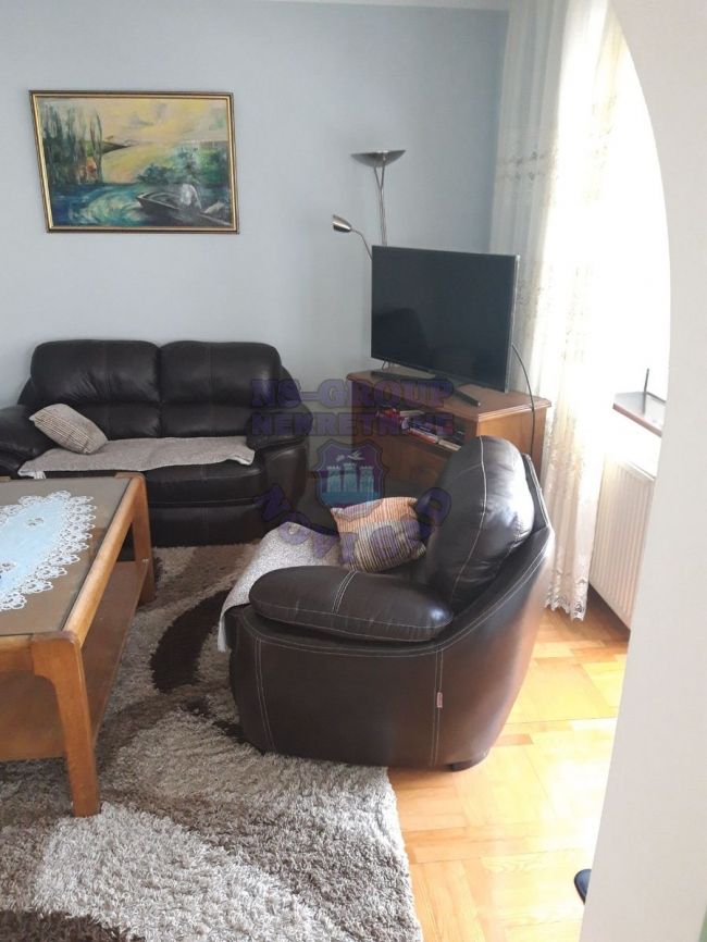 kuca na prodaju Novi Sad 330m2 450788