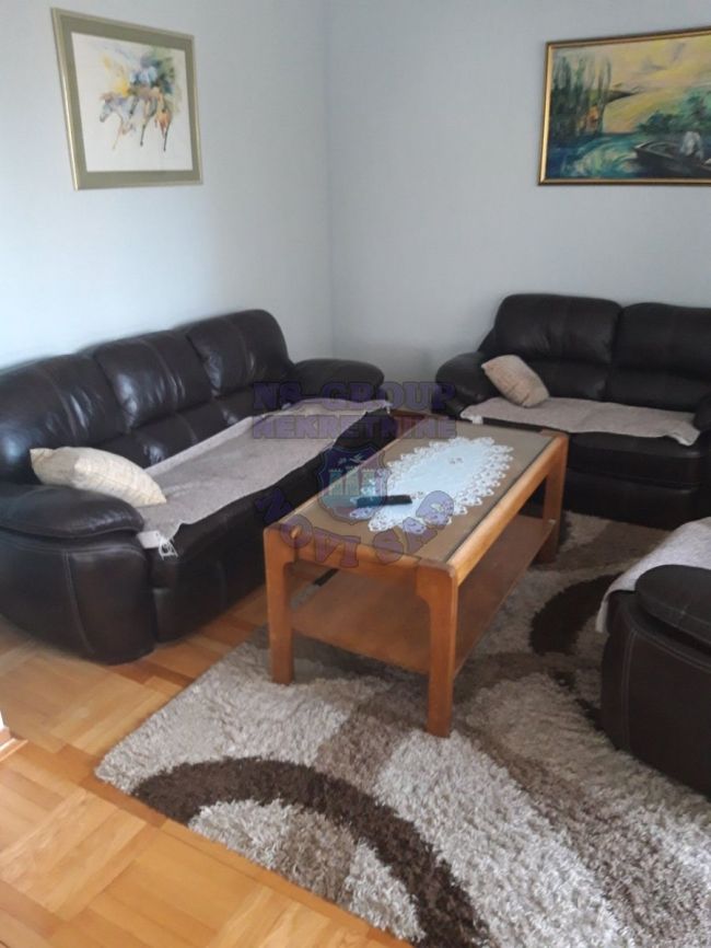 kuca na prodaju Novi Sad 330m2 450788