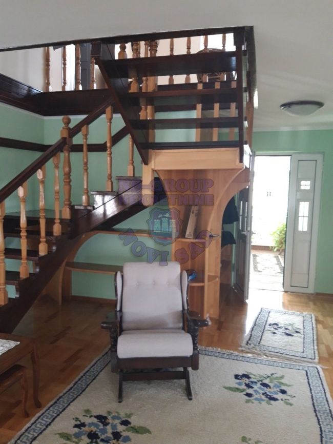 kuca na prodaju Novi Sad 330m2 450788