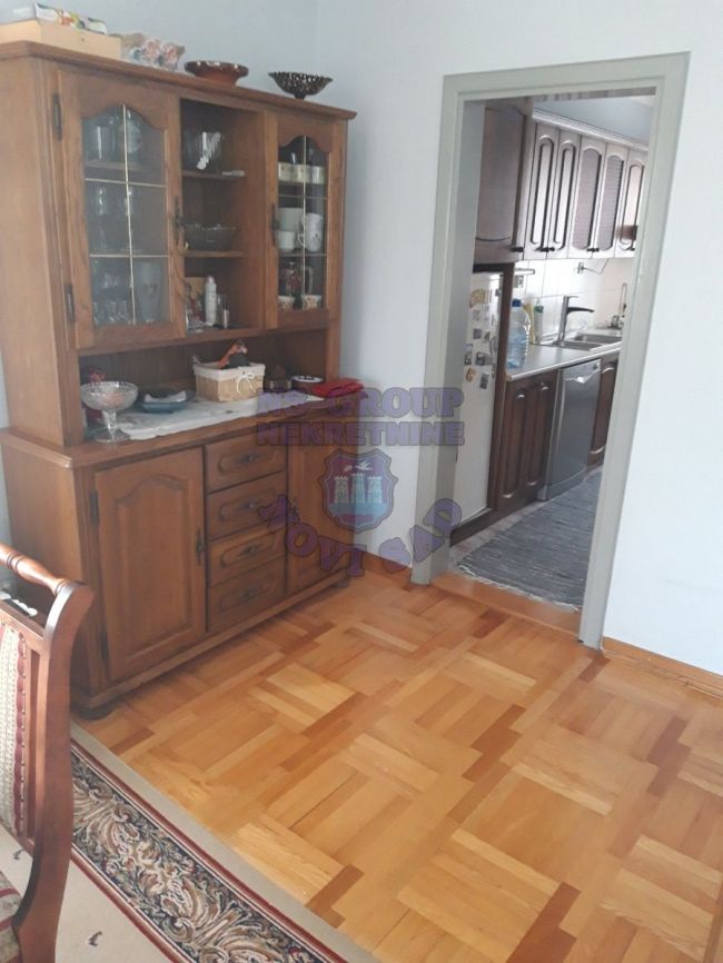 kuca na prodaju Novi Sad 330m2 450788