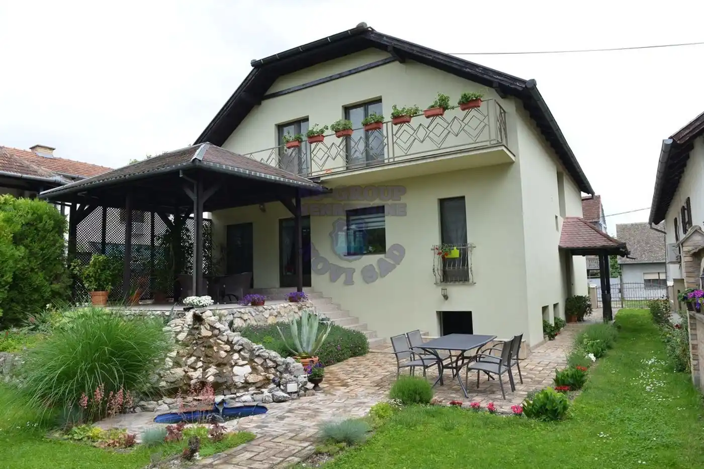 kuca na prodaju Apatin 360m2 461572