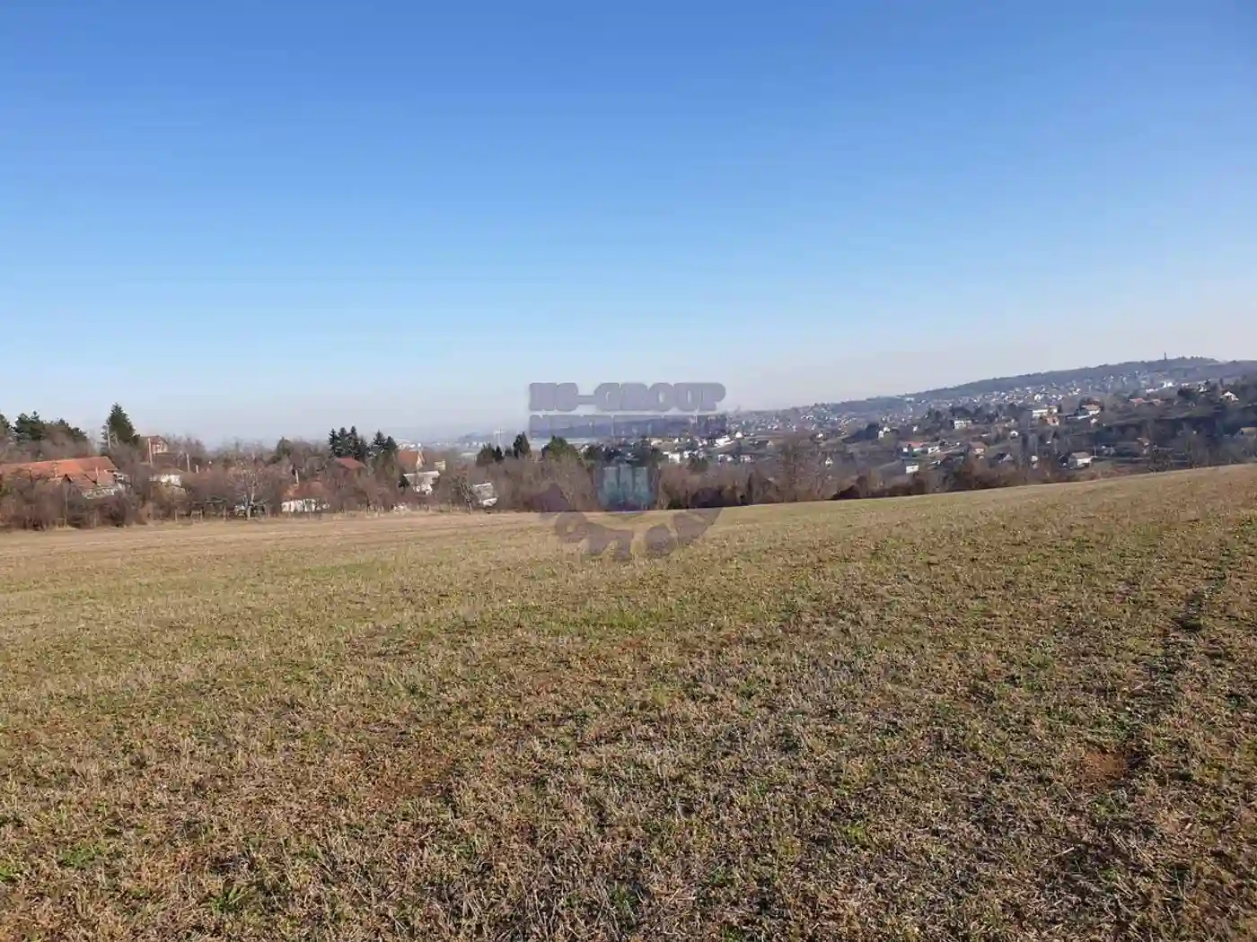 plac na prodaju Sremska Kamenica 832m2 465097