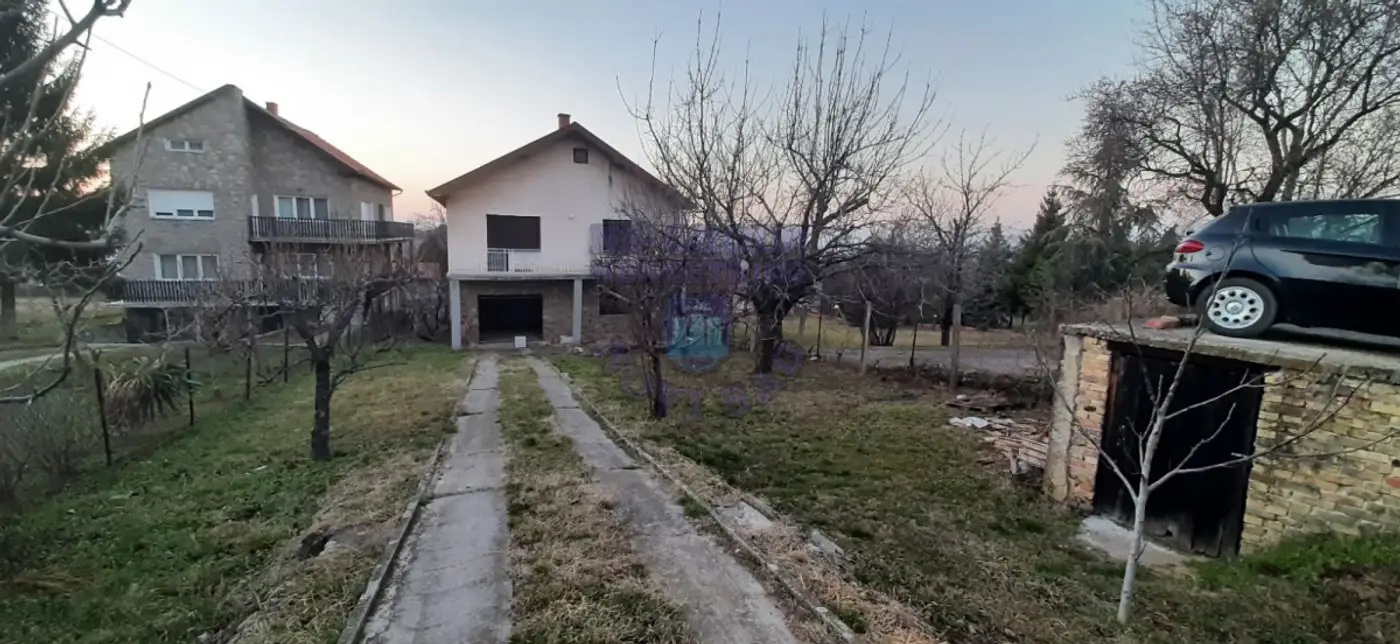 kuca na prodaju Sremska Kamenica 105m2 469398