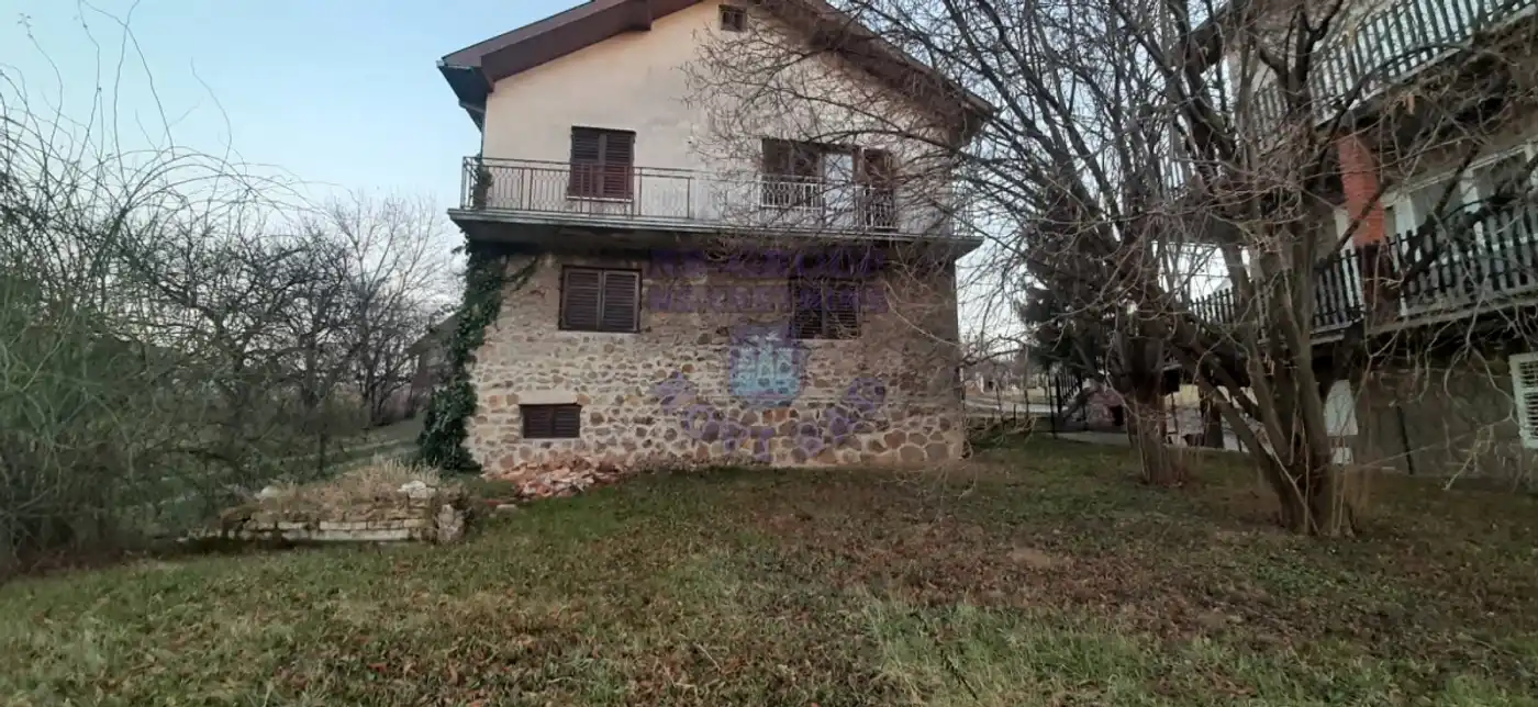 kuca na prodaju Sremska Kamenica 105m2 469398