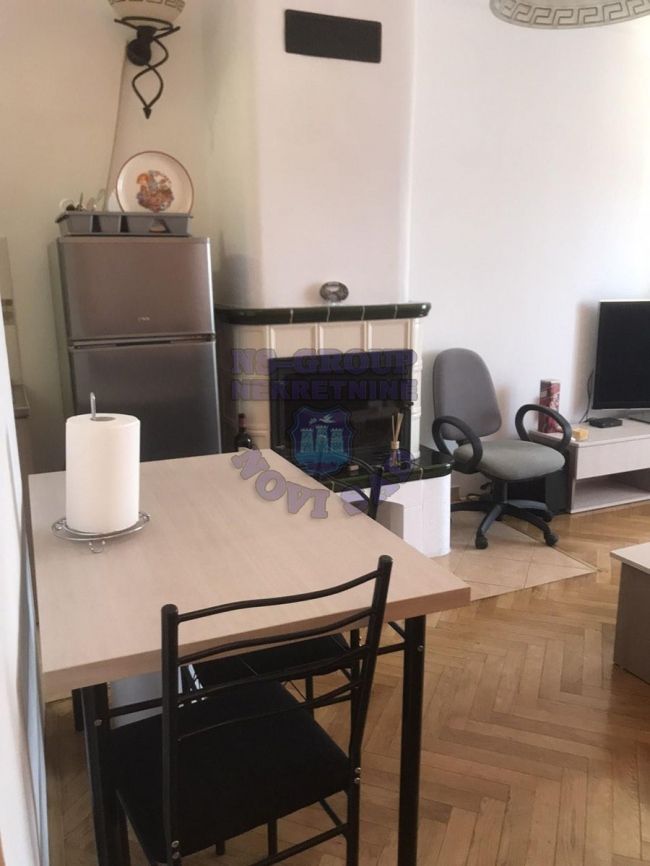stan na prodaju Novi Sad 240m2 472914
