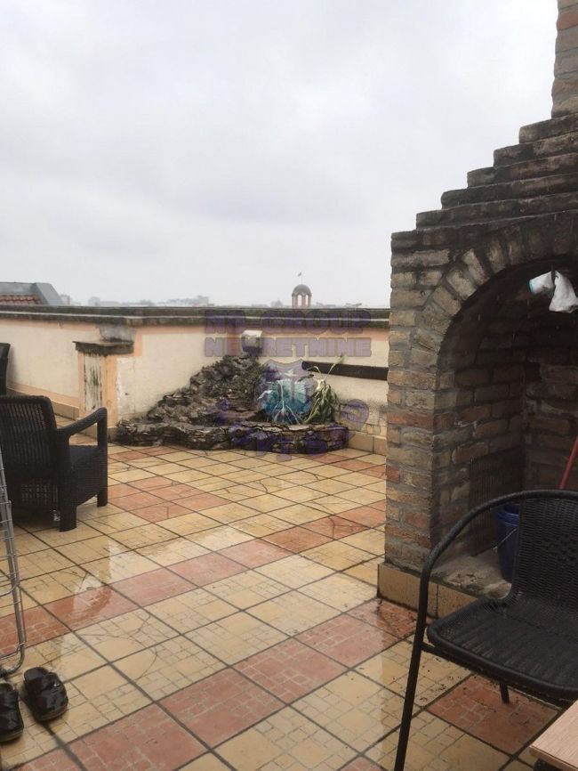 stan na prodaju Novi Sad 240m2 472914