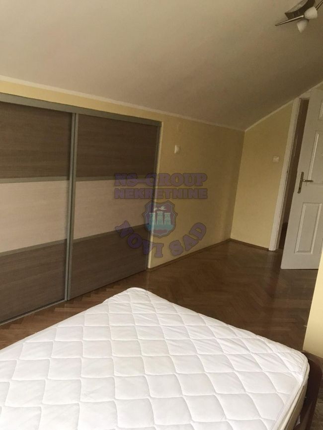 stan na prodaju Novi Sad 240m2 472914