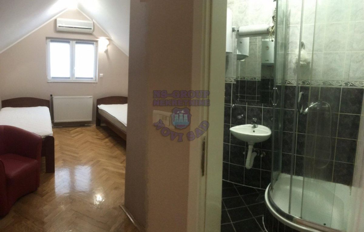 stan na prodaju Novi Sad 240m2 472914