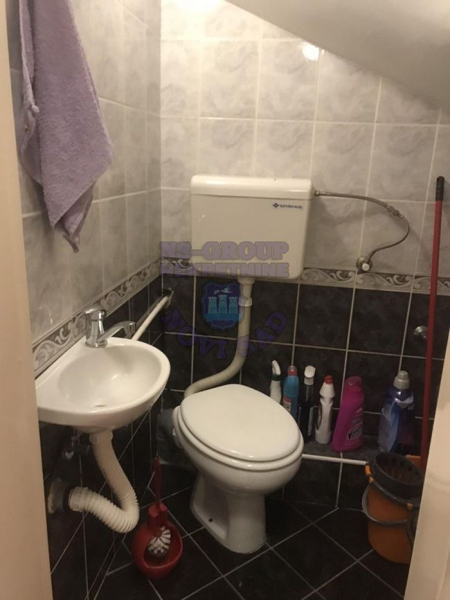 stan na prodaju Novi Sad 240m2 472914