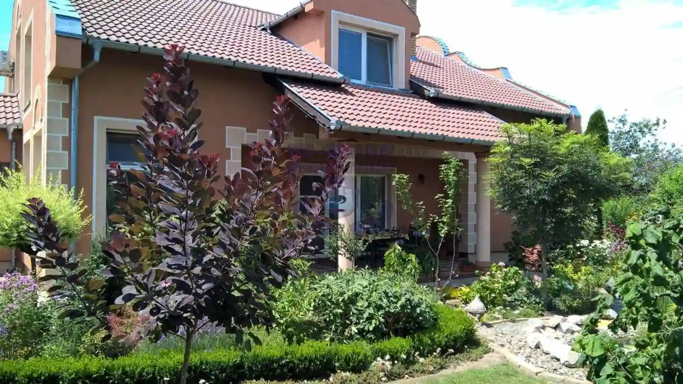 kuca na prodaju Subotica, 241m2 476067