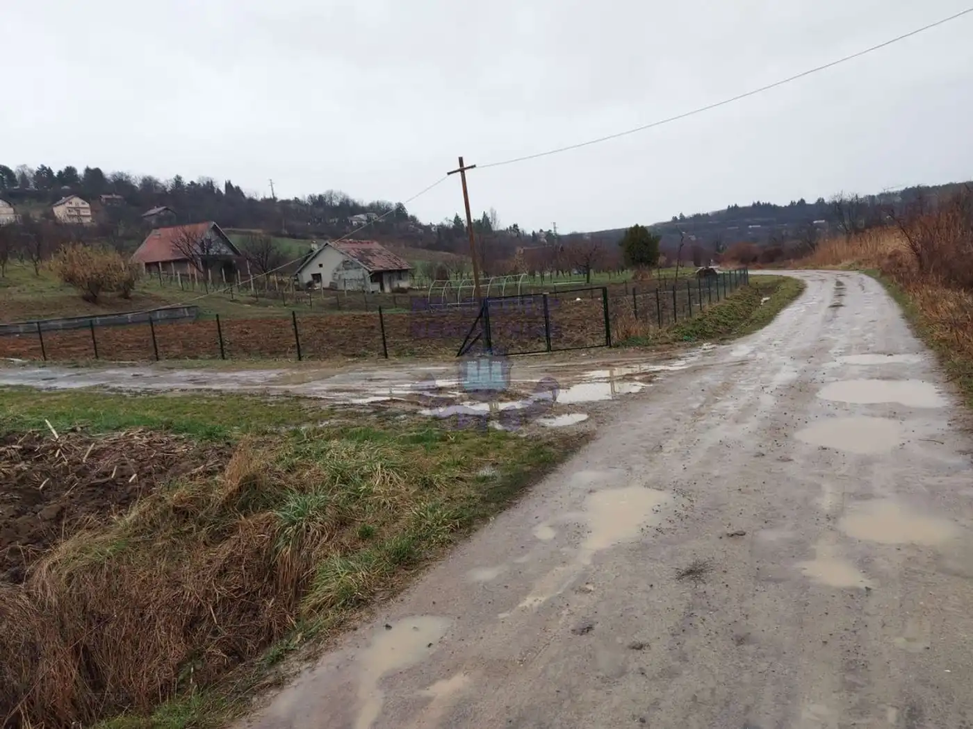 plac na prodaju Sremska Kamenica 3900m2 477932