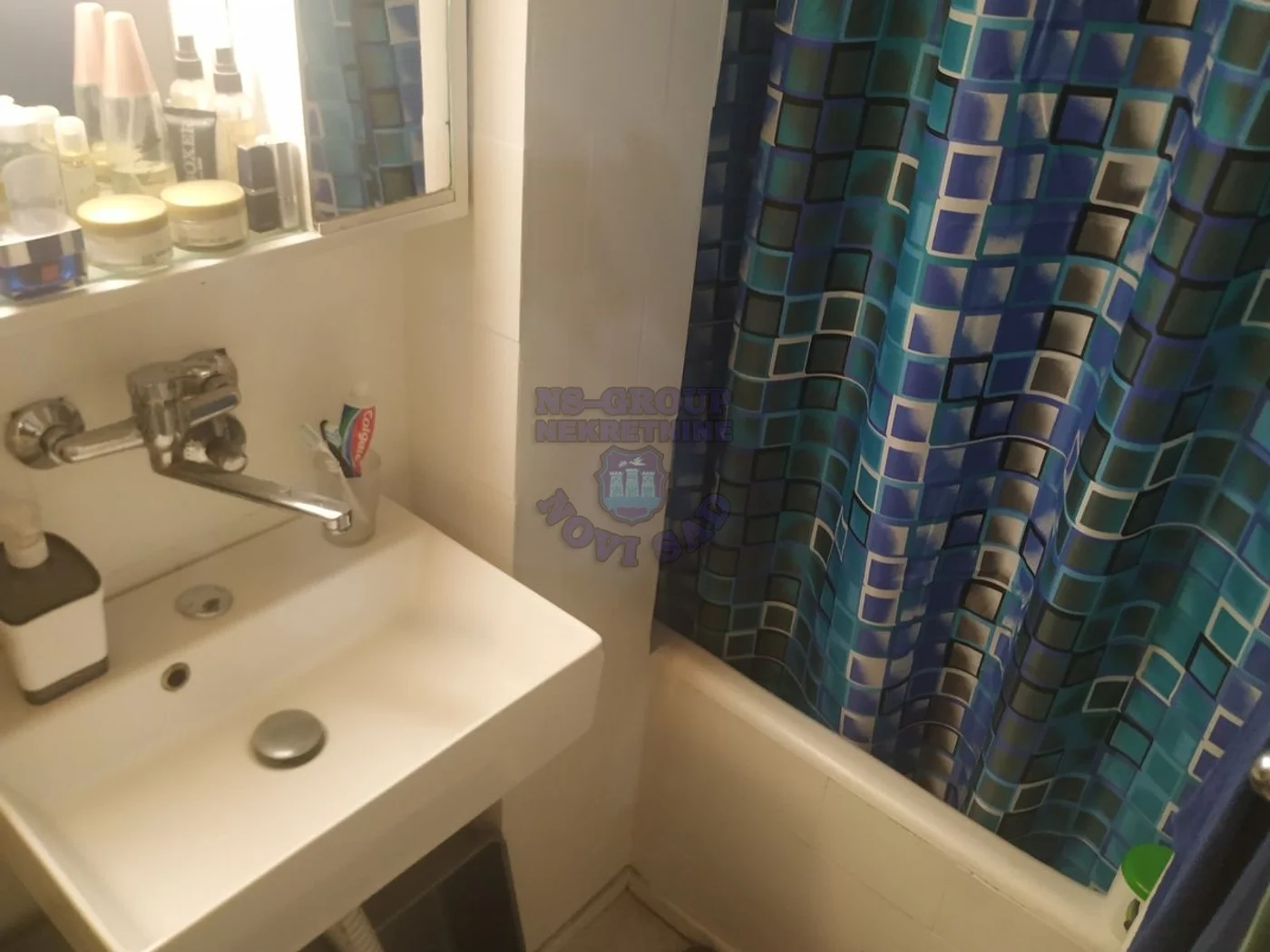 kuca na prodaju Novi Sad 70m2 477921