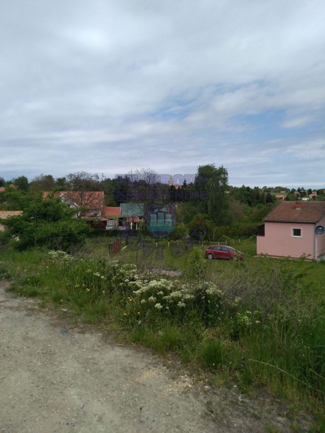 plac na prodaju Maradik 1411m2 477701