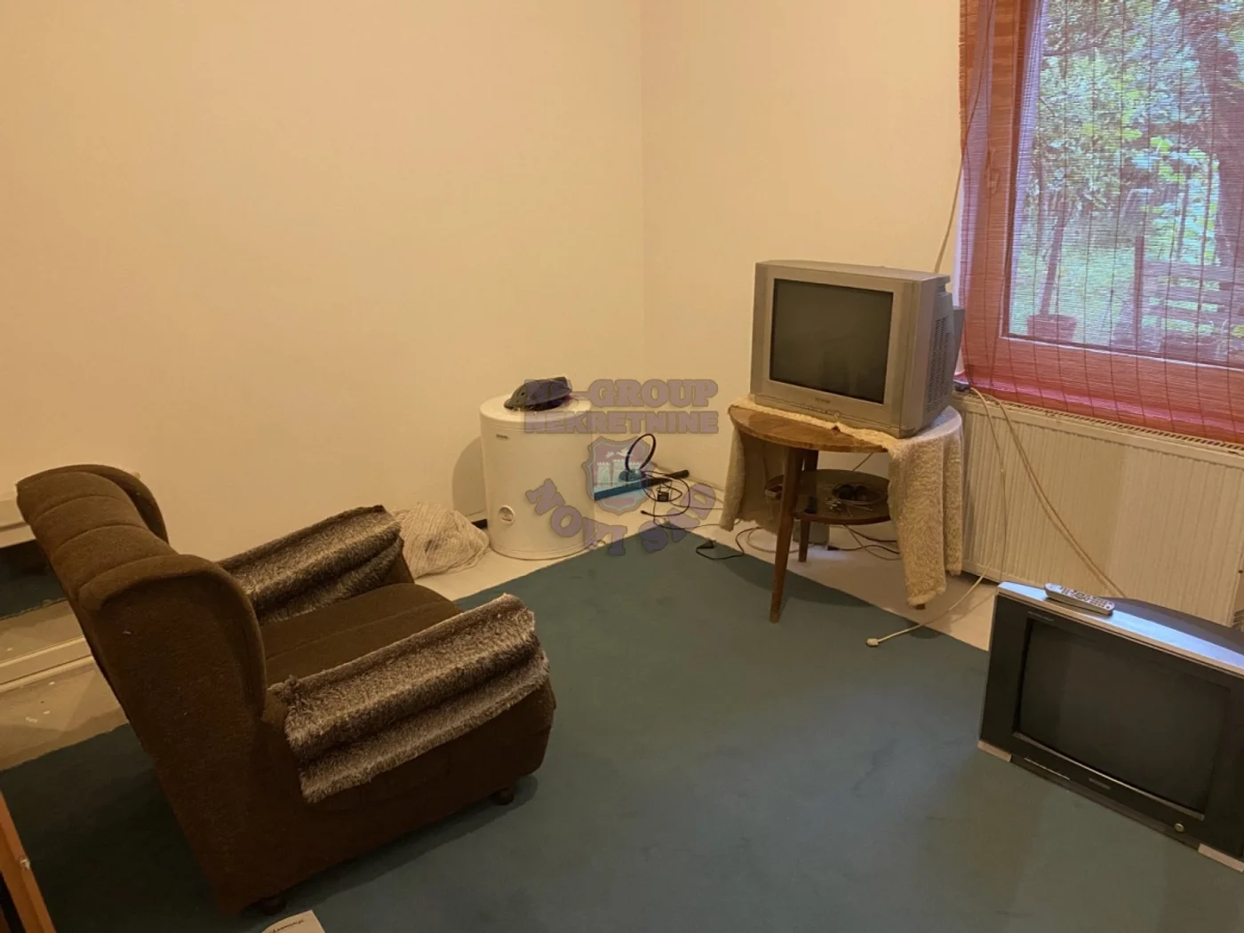 kuca na prodaju Sremska Kamenica 275m2 479042
