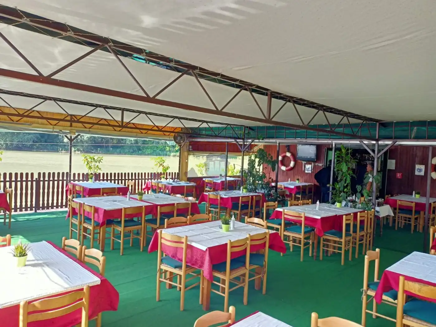 kuca na prodaju Futog 810m2 479403