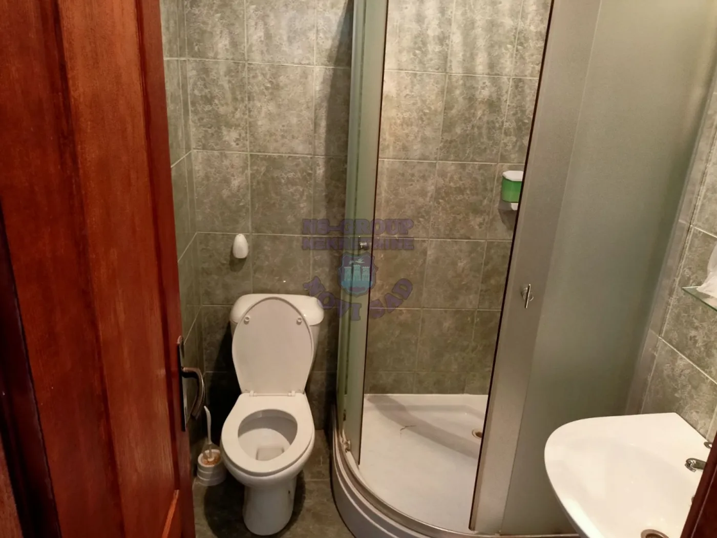 kuca na prodaju Futog 810m2 479403
