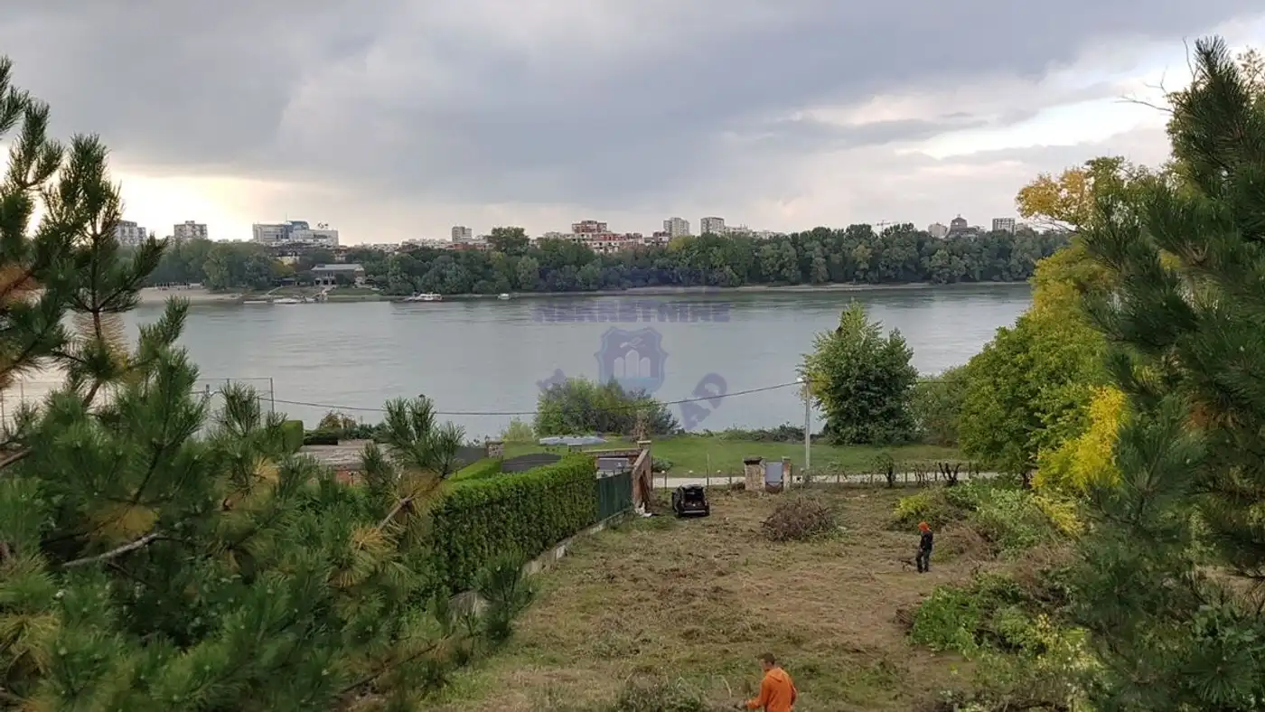 plac na prodaju Petrovaradin 2500m2 482110