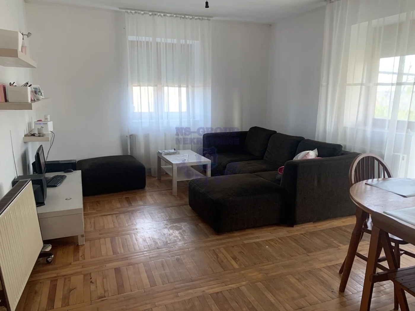 kuca na prodaju Petrovaradin 240m2 482446