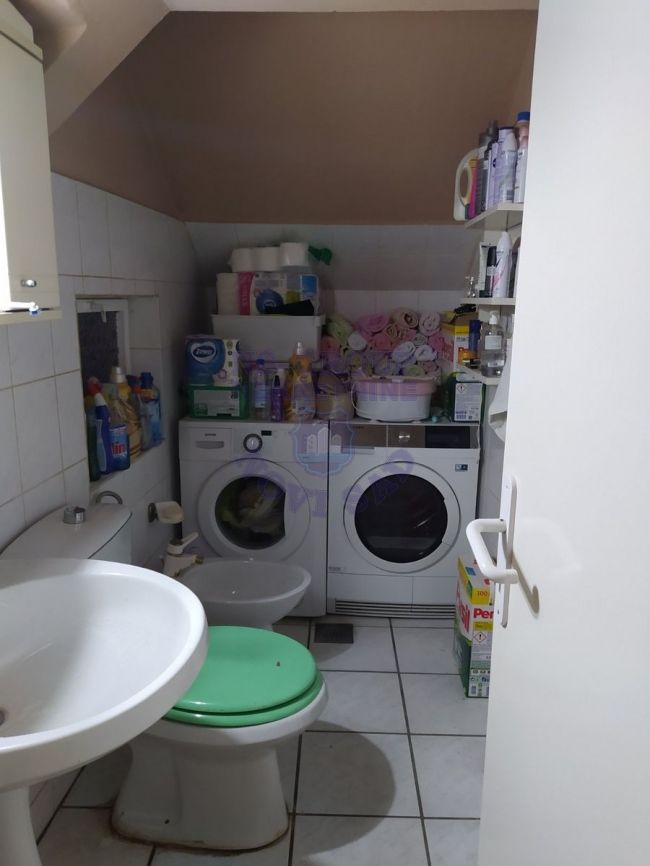kuca na prodaju Sremska Kamenica 189m2 481705