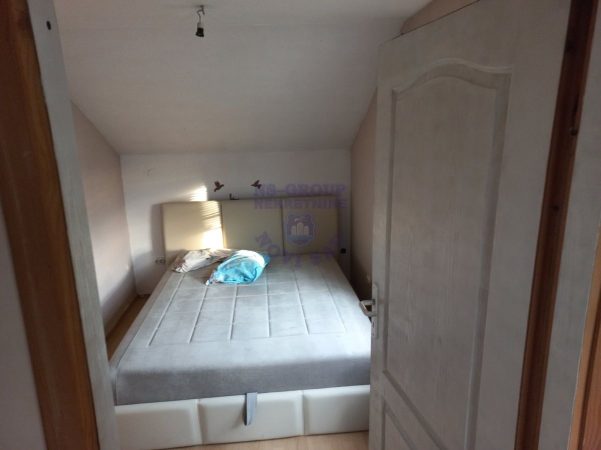 kuca na prodaju Veternik 180m2 481777