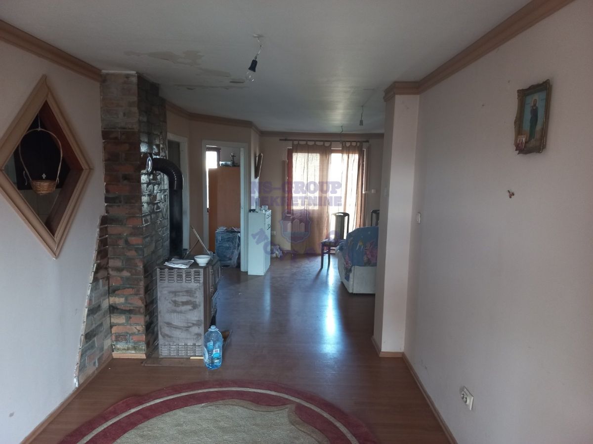 kuca na prodaju Veternik 180m2 481777