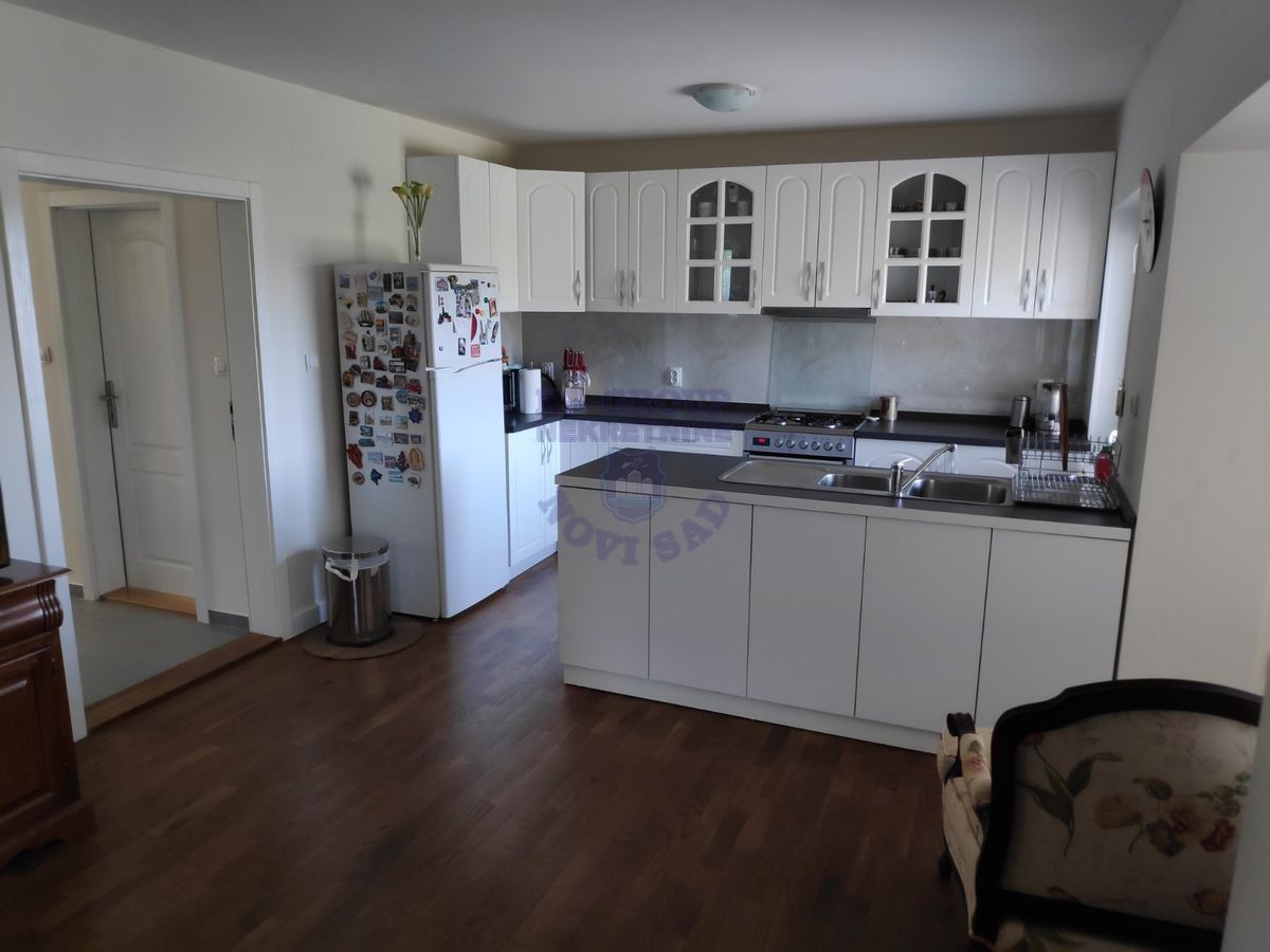 kuca na prodaju Sremska Kamenica 257m2 478100
