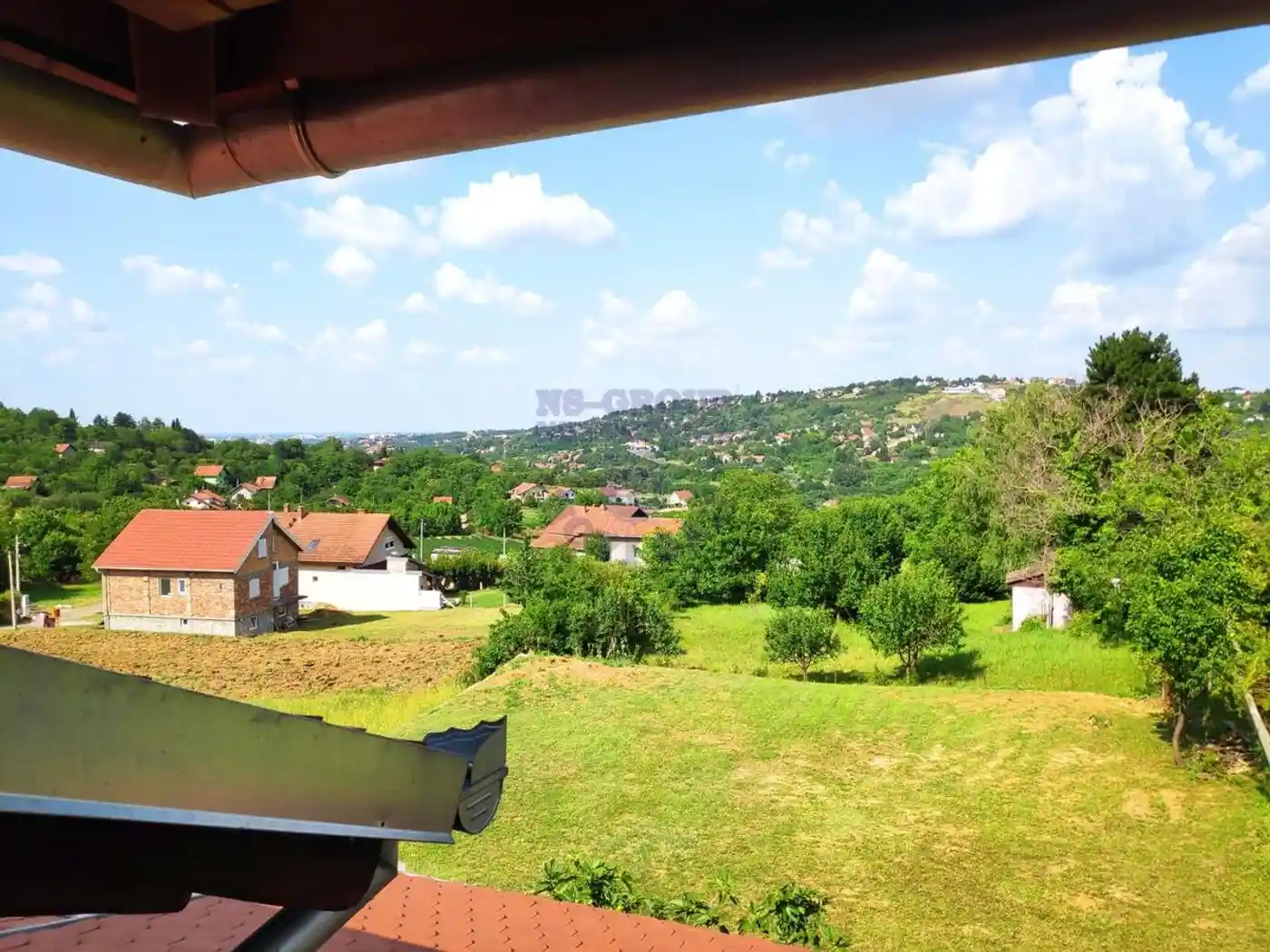 kuca na prodaju Sremska Kamenica 257m2 478100