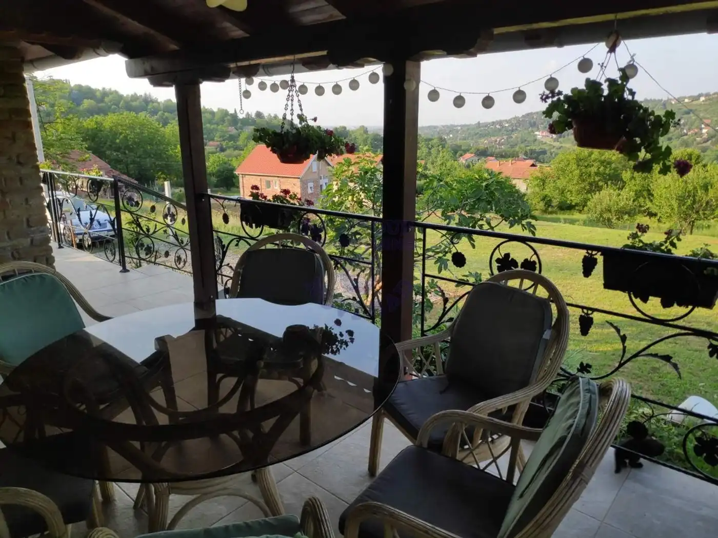 kuca na prodaju Sremska Kamenica 257m2 478100