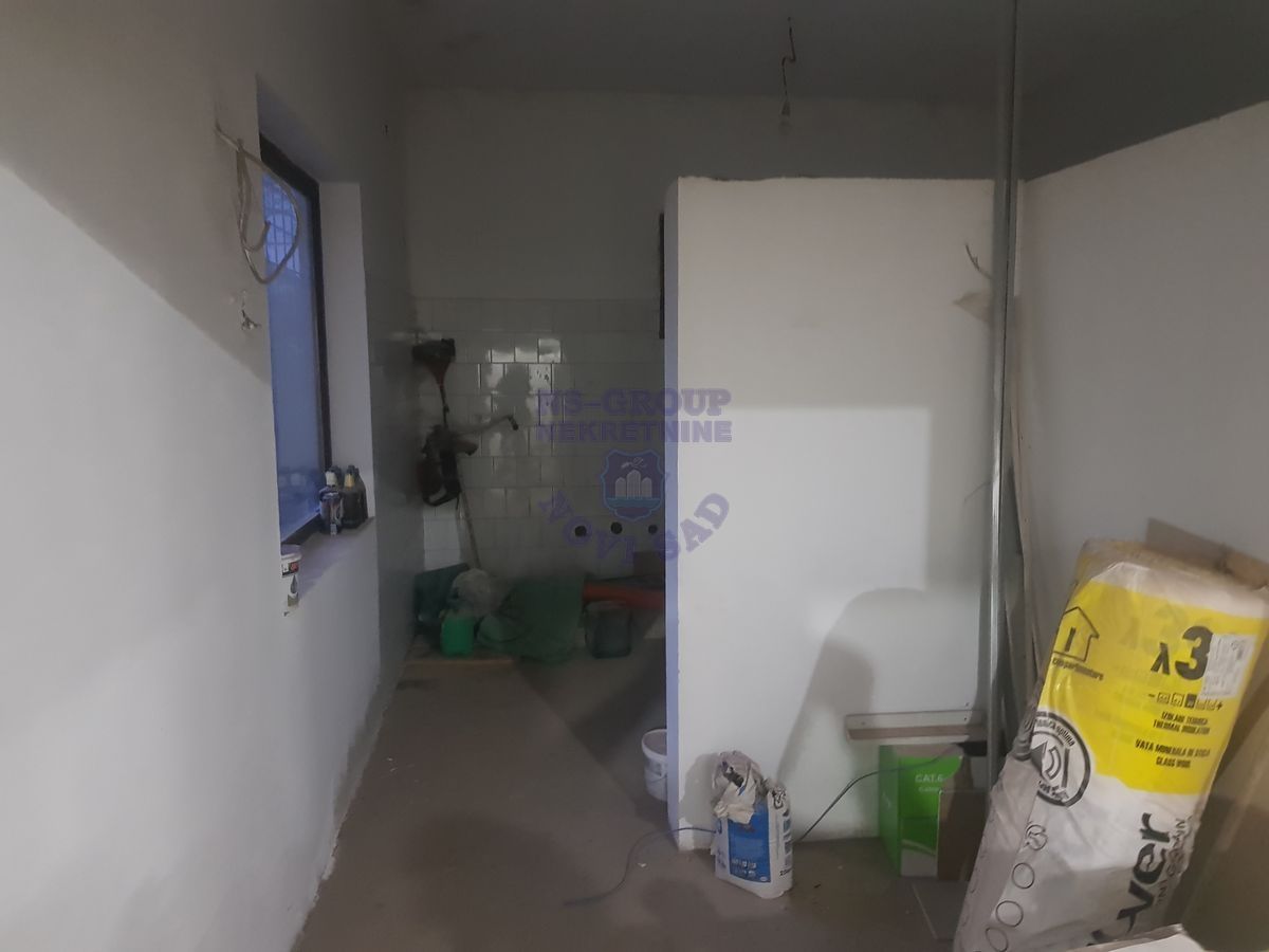 lokal na prodaju Petrovaradin 200m2 488807