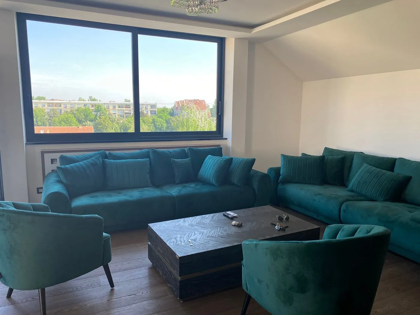 stan na prodaju Novi Sad 242m2 423422