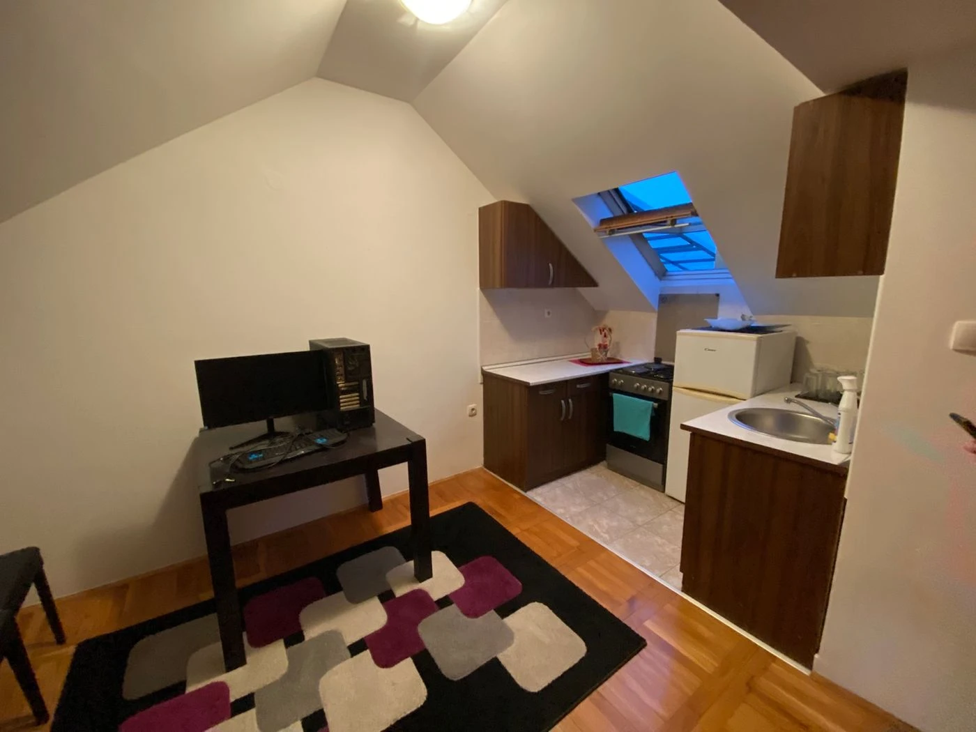 stan na prodaju Novi Sad 40m2 492195