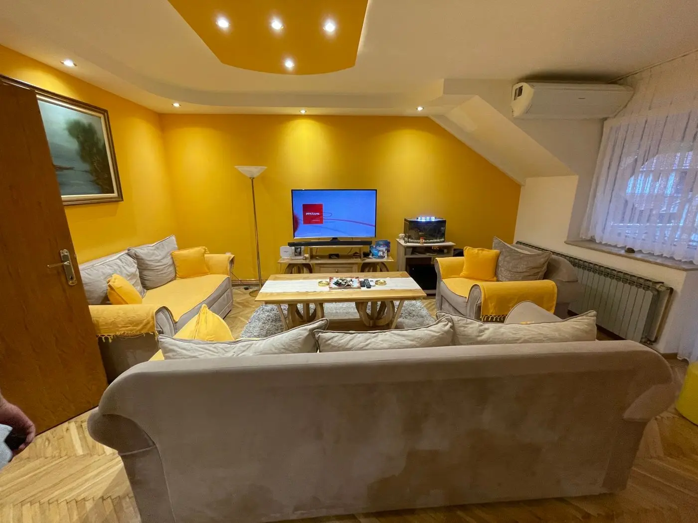 kuca na prodaju Sremska Kamenica, 400m2 492729