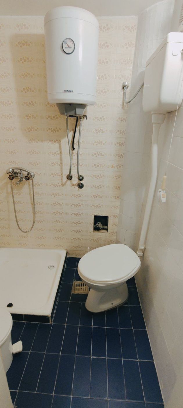 kuca na prodaju Ledinci 197m2 494072