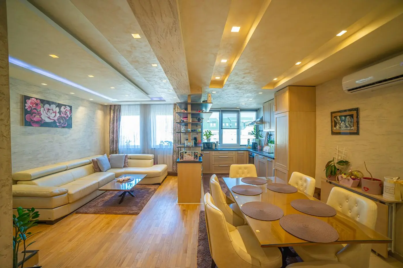 stan na prodaju Novi Sad, 105m2 494467