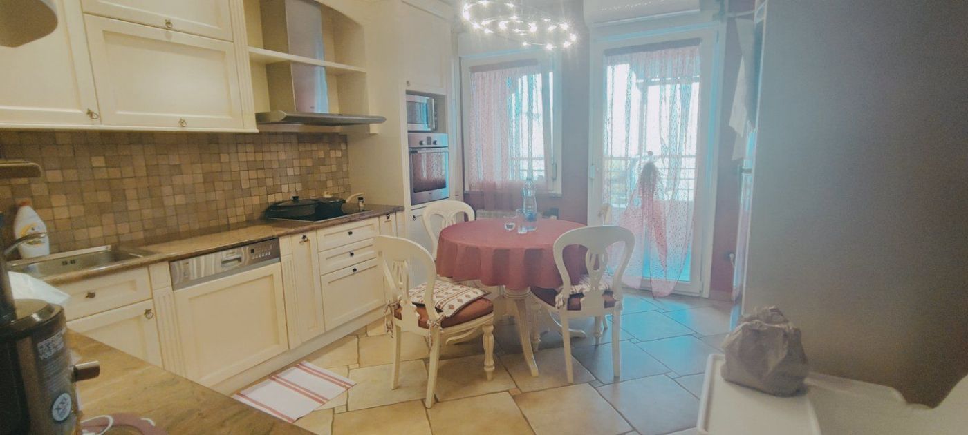 stan na prodaju Novi Sad 266m2 496857