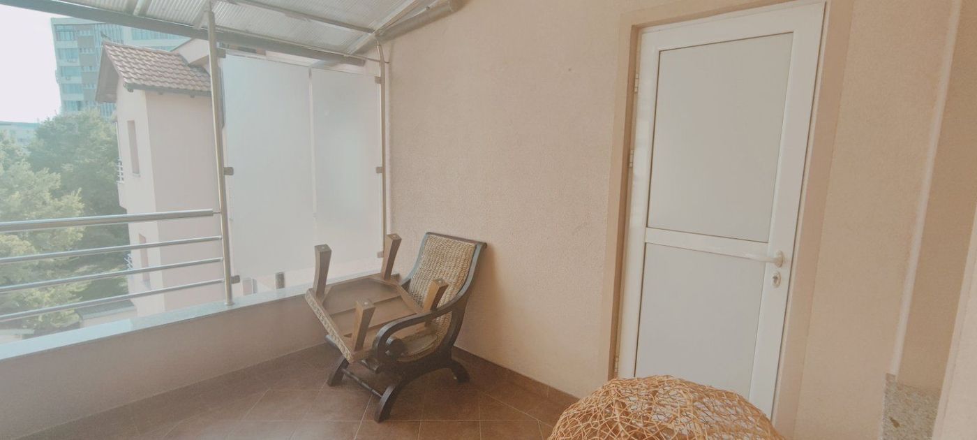 stan na prodaju Novi Sad 266m2 496857