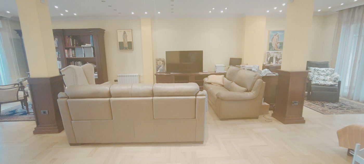 stan na prodaju Novi Sad 266m2 496857