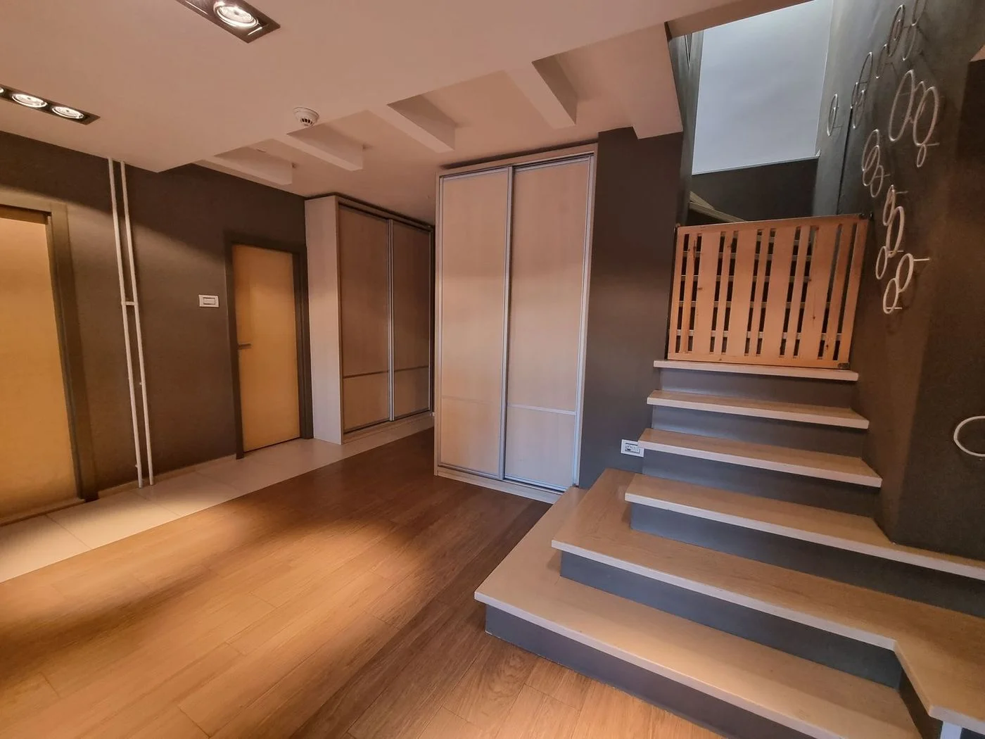 stan na prodaju Novi Sad 143m2 499872