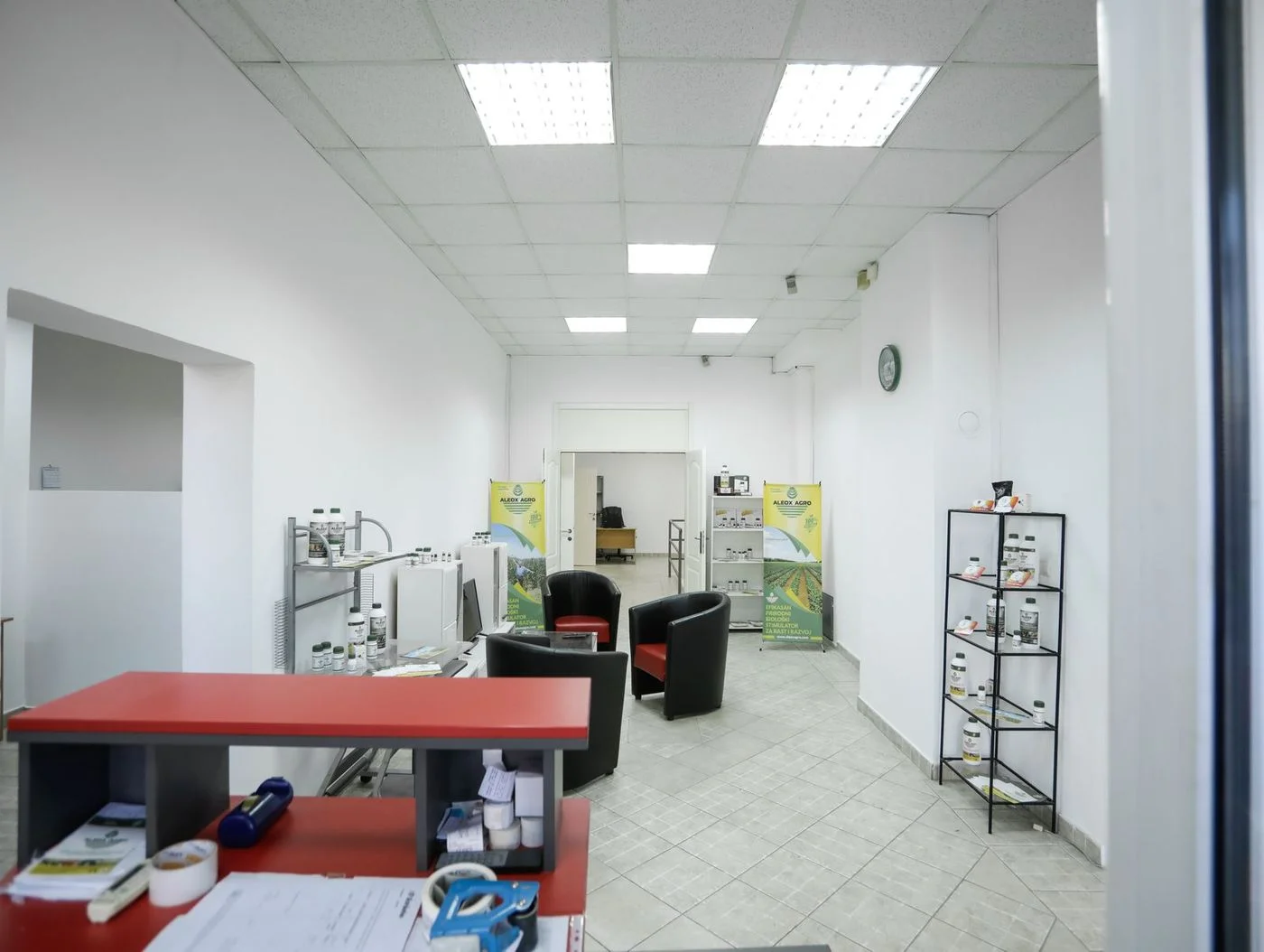 lokal na prodaju Novi Sad 366m2 500704