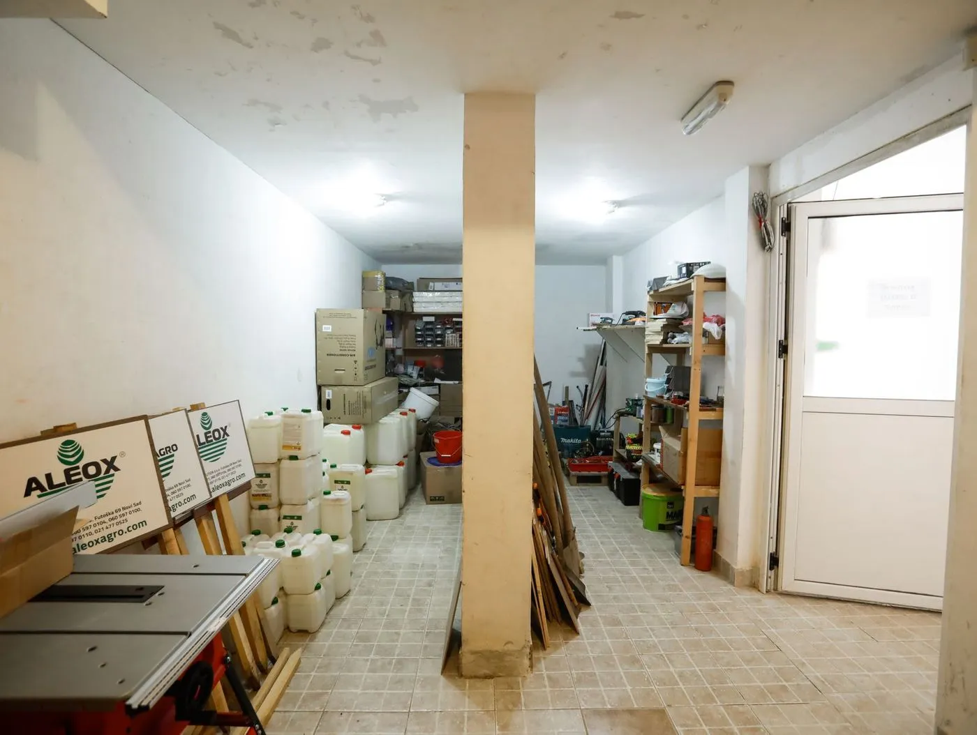 lokal na prodaju Novi Sad 366m2 500704