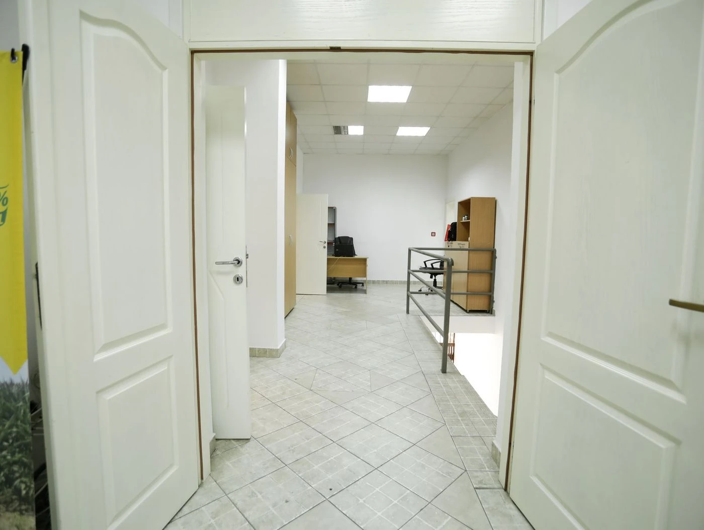 lokal na prodaju Novi Sad 366m2 500704