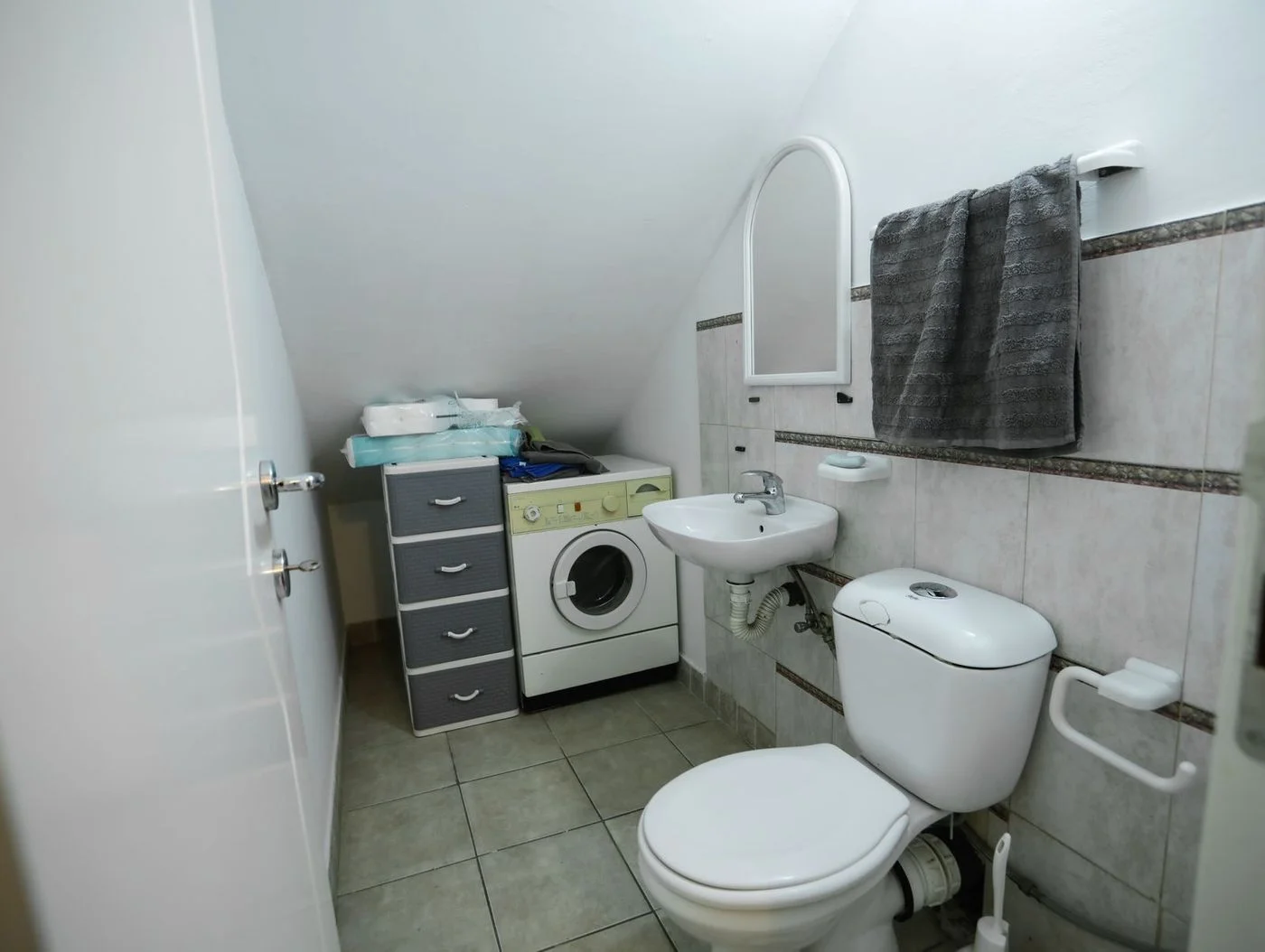 lokal na prodaju Novi Sad 366m2 500704