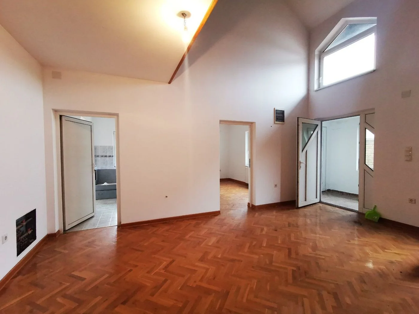 kuca na prodaju Novi Sad 280m2 501254