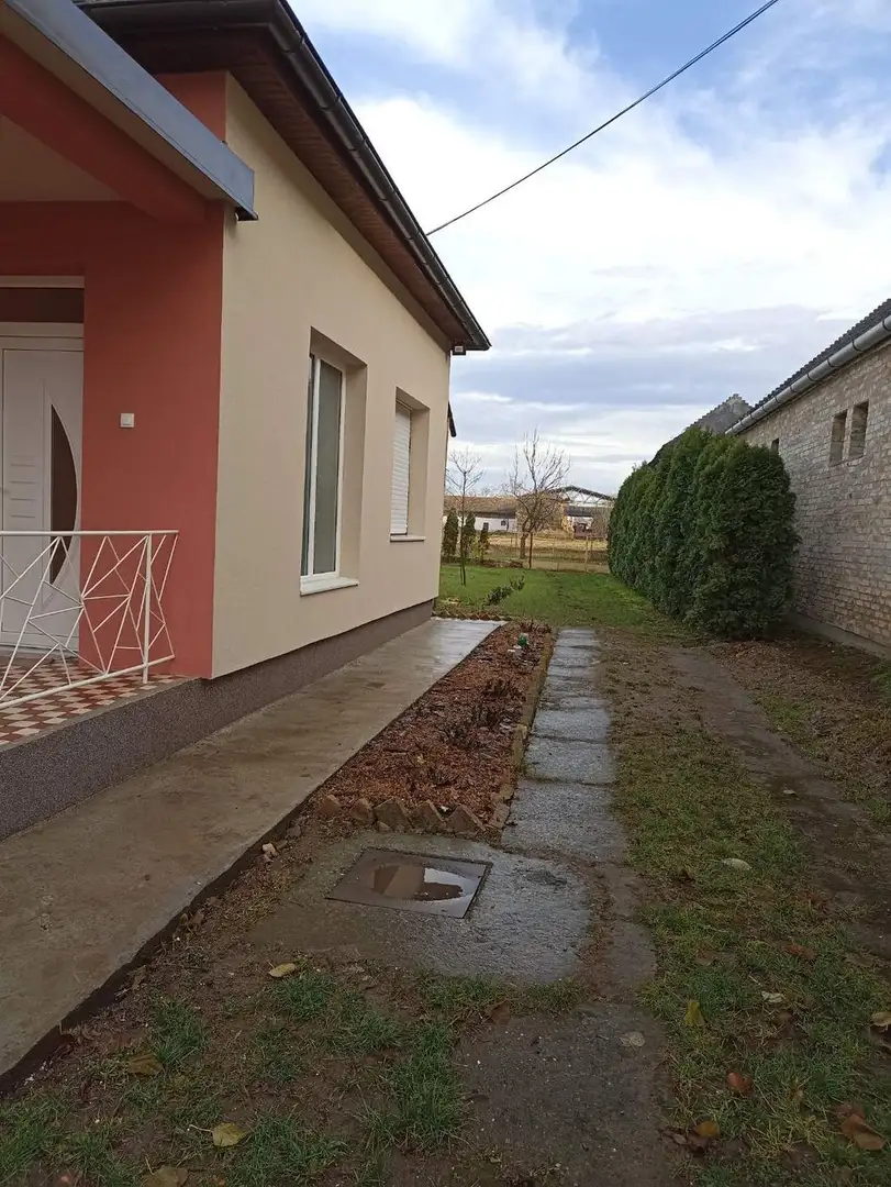 Kuća na prodaju Elemir 241m2, 498594
