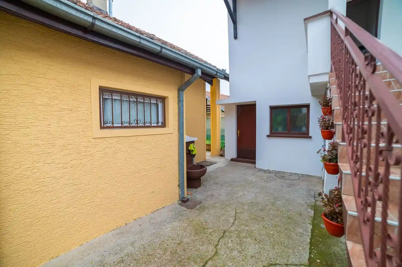 kuca na prodaju Banoštor 159m2 502047