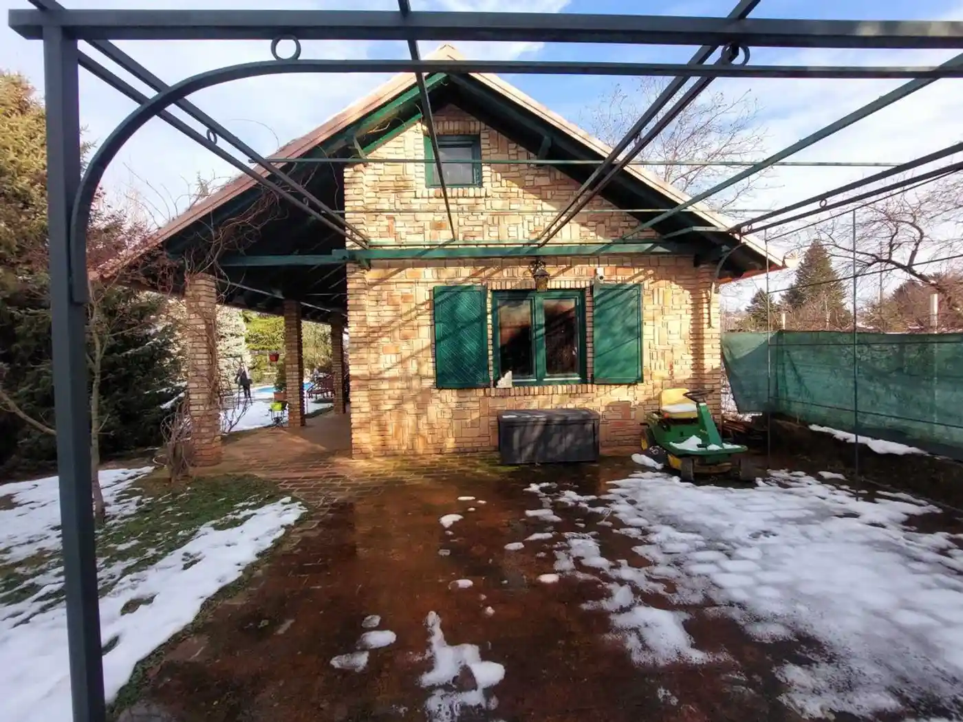 kuca na prodaju Sremska Kamenica 202m2 505035