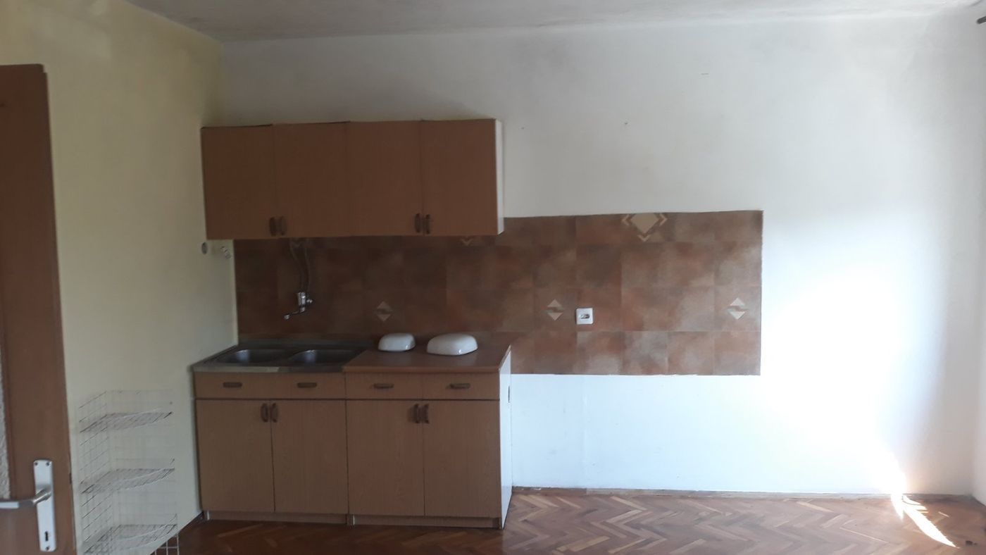kuca na prodaju Novi Sad 90m2 511476