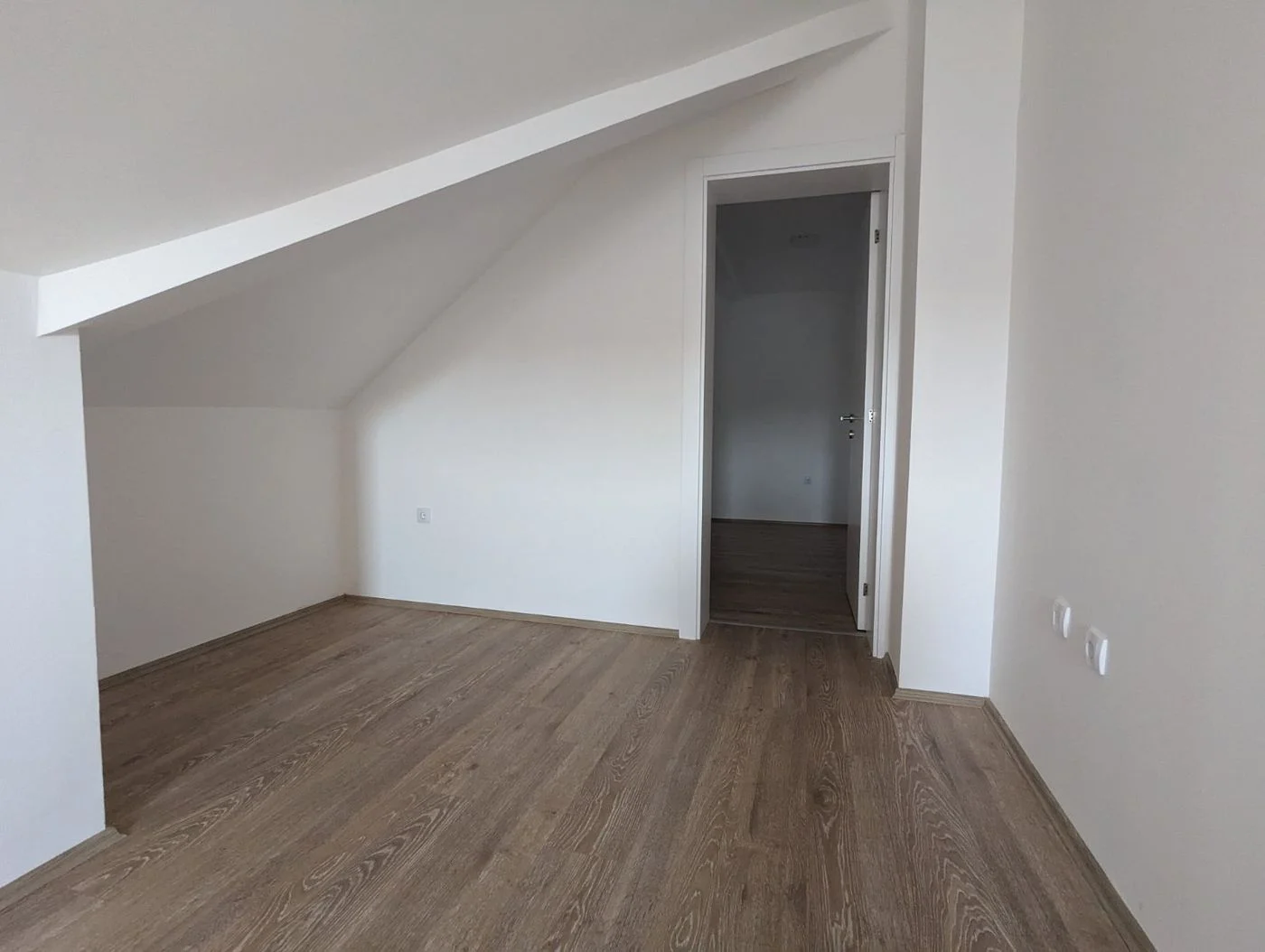 stan na prodaju Novi Sad 77m2 512285