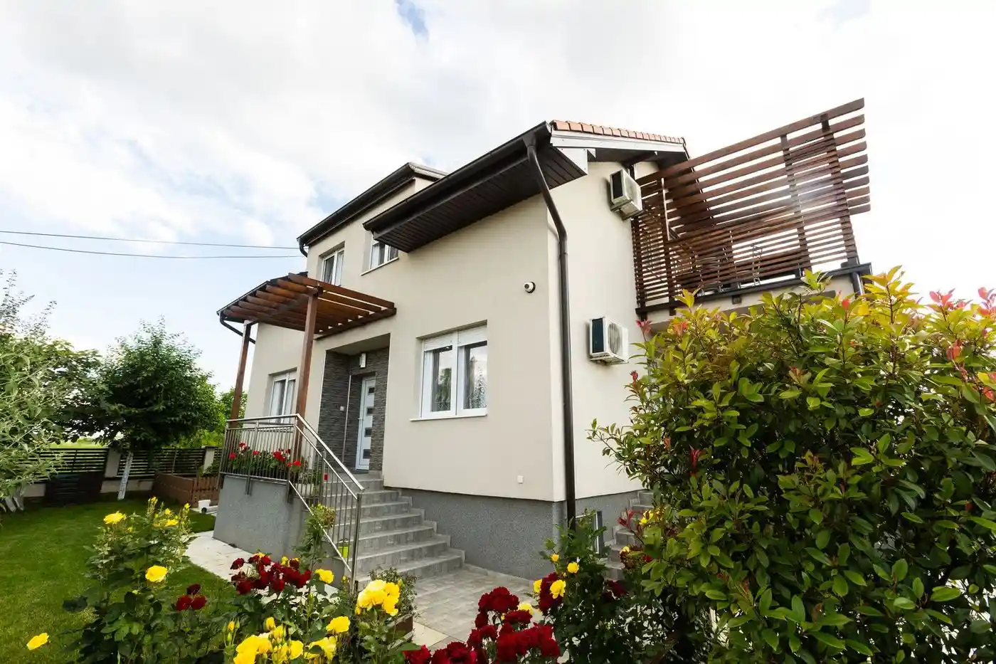 kuca na prodaju Petrovaradin 109m2 512737