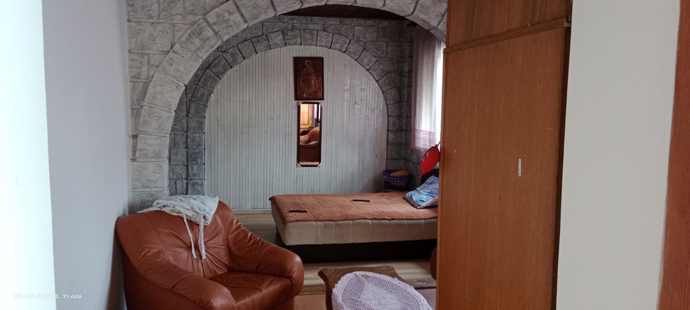 kuca na prodaju Susek 183m2 512792